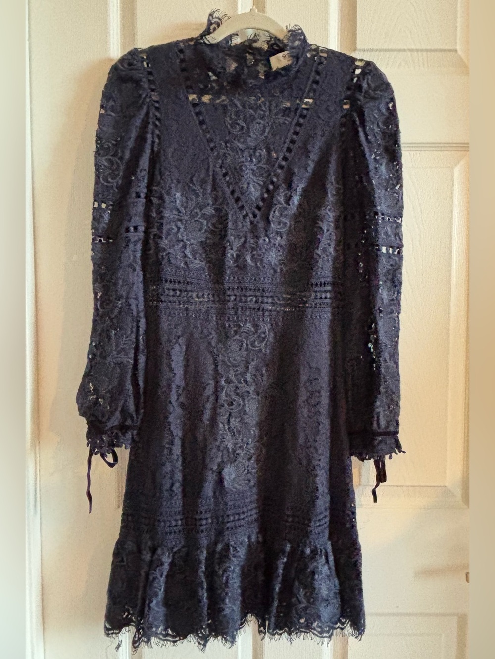 SEA NEY YORK BLUE LACE DRESS SIZE 2